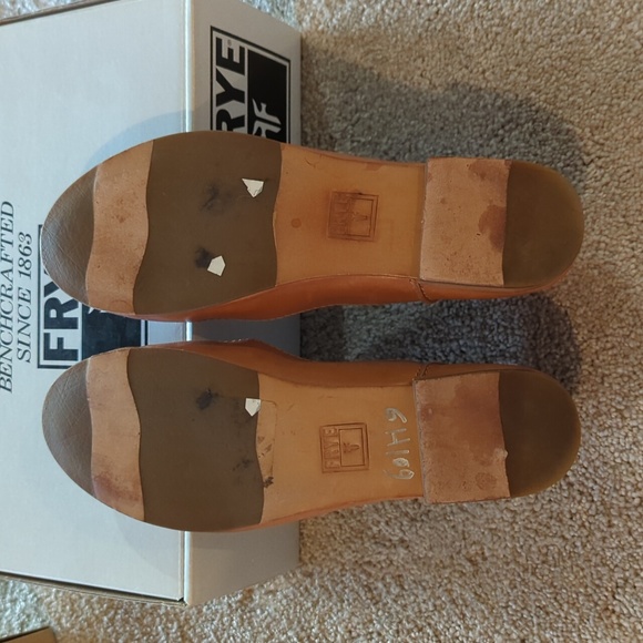 Frye Carson ballet flat size 7 - Picture 3 of 3